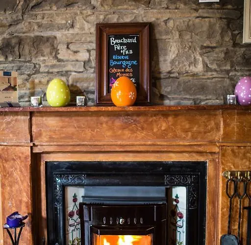 Byrnes Wine Dine Bed and Breakfast *